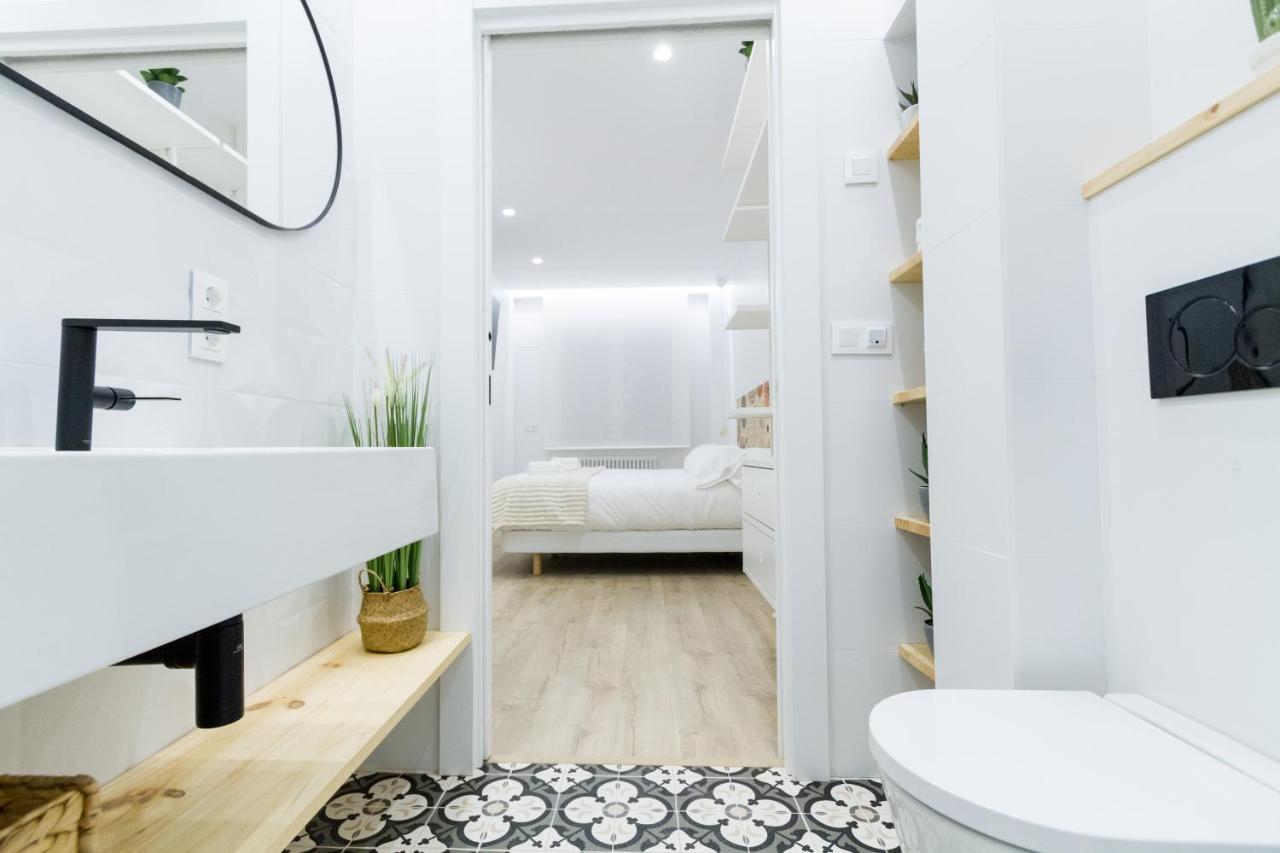 Akura Apartment, Con Aire Acondicionado بلباو المظهر الخارجي الصورة